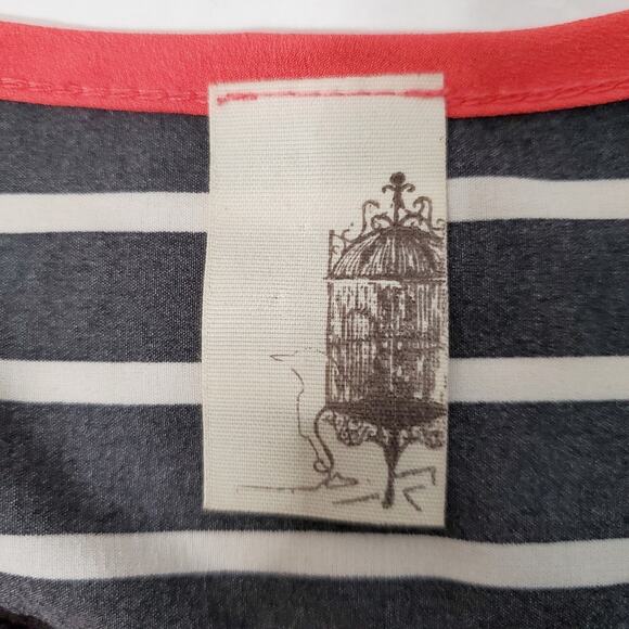 Francesca's Collection | Birdcage Label Stripe Top - Picture 4 of 6